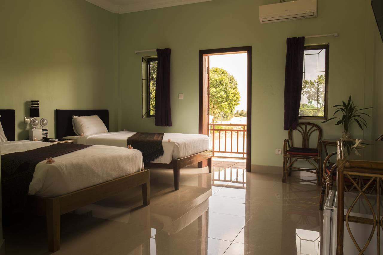 Samrith Hotel Kampong Thom Exterior photo