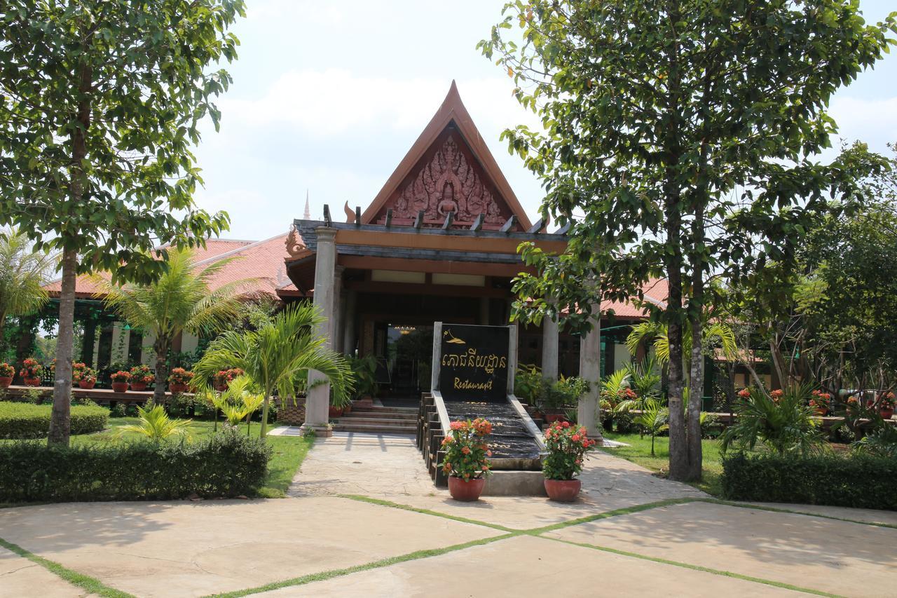 Samrith Hotel Kampong Thom Exterior photo